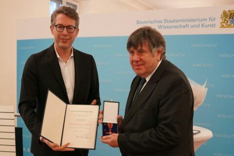 Towards entry "Prof. i. R. Dr.-Ing. Wolfgang Arlt receives Order of Merit of the Federal Republic of Germany"