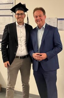 Towards entry "Successful Doctoral Thesis Defense of Simon Eder"